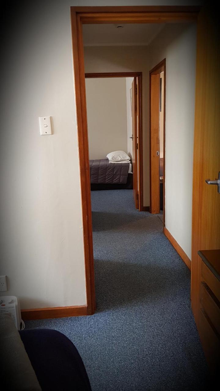 Chanel Court Motel Masterton Eksteriør billede